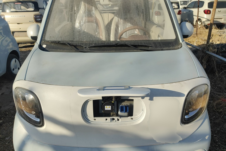 奔腾小马 2026款 222km 萌趣马 Plus机舱底盘24