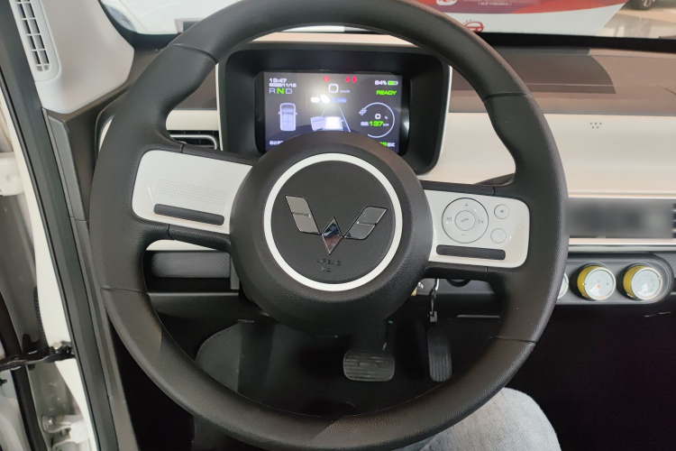 五菱汽车 宏光MINIEV 2024款 第三代 215km 青春版中控内饰13