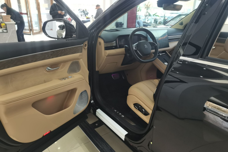 鸿蒙智行 问界M7 2022款 1.5T 四驱豪华版中控内饰20