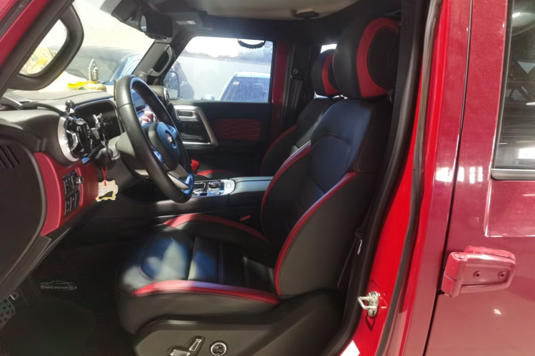 北京越野 北京BJ40 2019款 2.3T 自动四驱城市猎人版旗舰型 国VI中控内饰19