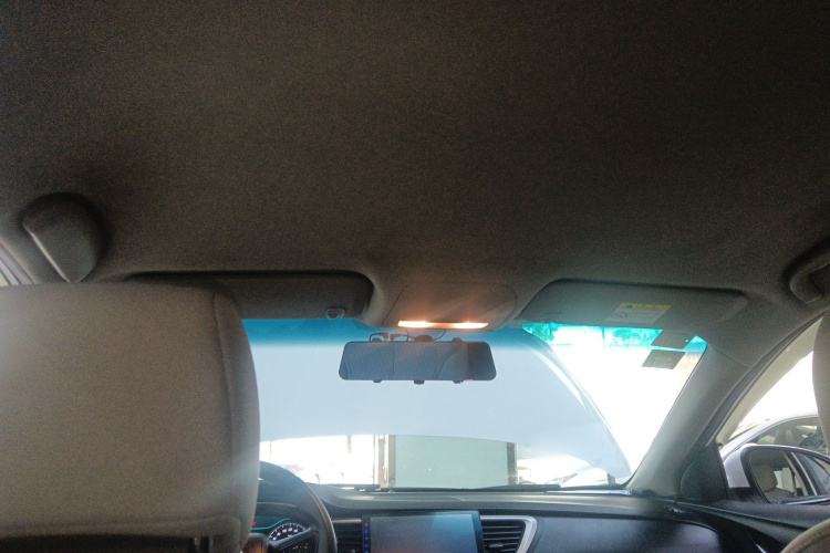 别克 英朗 2018款 15T 双离合进取型 国V中控内饰22