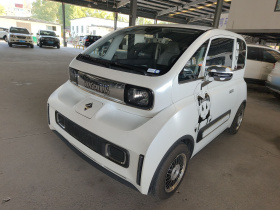 宝骏KiWi EV 2022款 设计师轻享版 磷酸铁锂