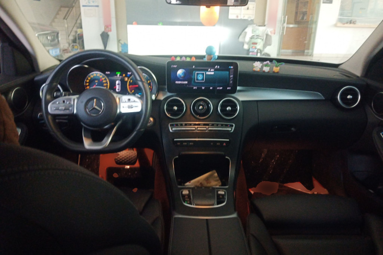 奔驰C级 2021款 C 260 L 运动版中控内饰12