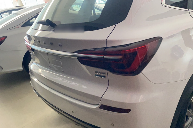 荣威RX5 2023款 PLUS 330TGI 自动领潮智惠版车身外观6004