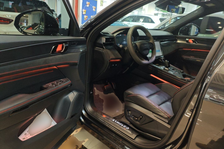 领克05 2020款 2.0TD 四驱劲Halo中控内饰7003