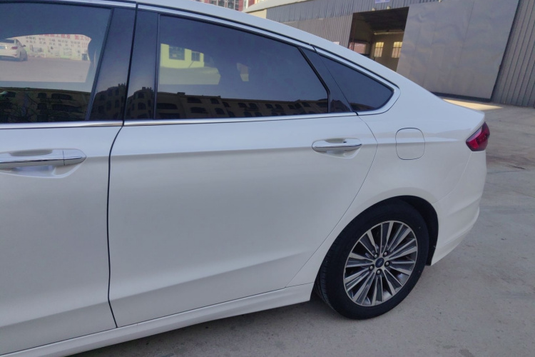 福特 蒙迪欧 2017款 EcoBoost 180 豪华型车身外观6009