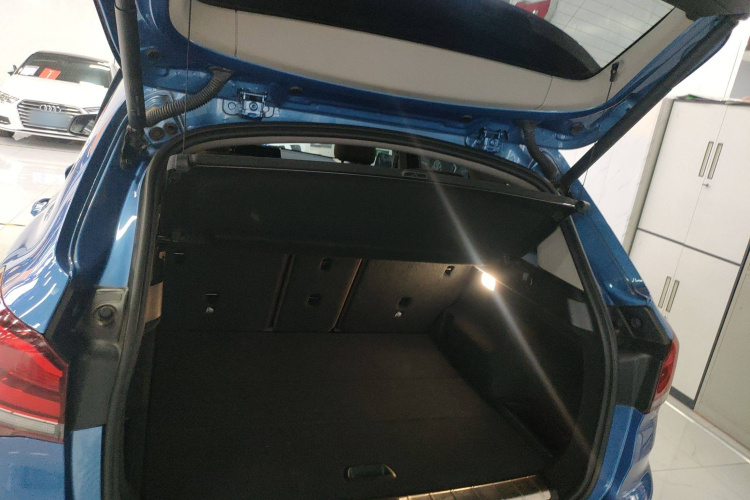 宝马X1 2020款 sDrive25Li 领先型中控内饰23