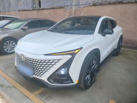 长安UNI-T 2022款 2.0T 尊贵型