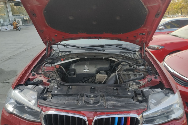 宝马X4 2016款 xDrive20i M运动型机舱底盘24