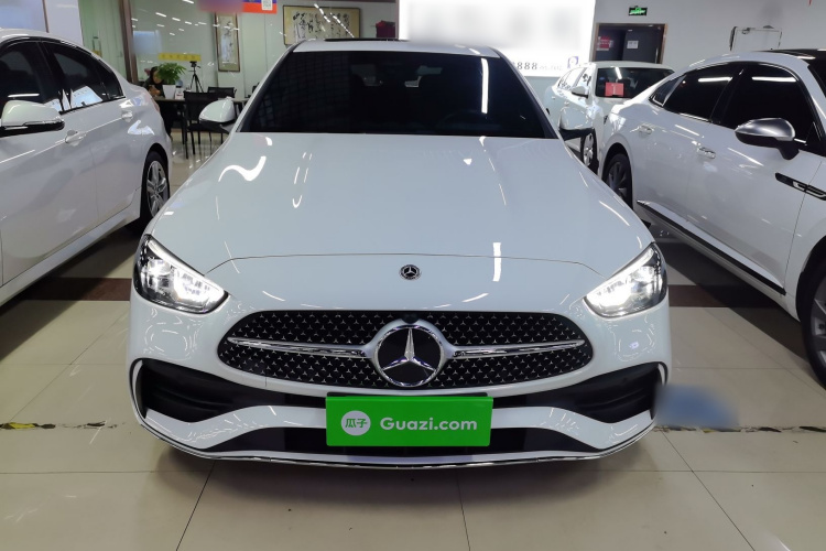 奔驰C级 2023款 C 200 L 运动版车身外观2