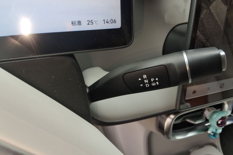 零跑汽车 零跑B10 2025款 510悦享版局部细节18