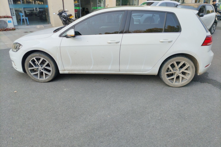 大众 高尔夫 2020款 挚爱版 280TSI DSG舒适型车身外观6003