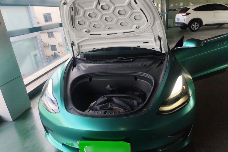 特斯拉 Model 3 2020款 标准续航后驱升级版机舱底盘24