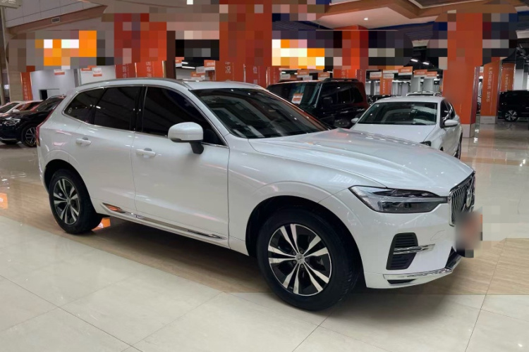 沃尔沃XC60 2023款 B5 四驱智逸豪华版车身外观6002