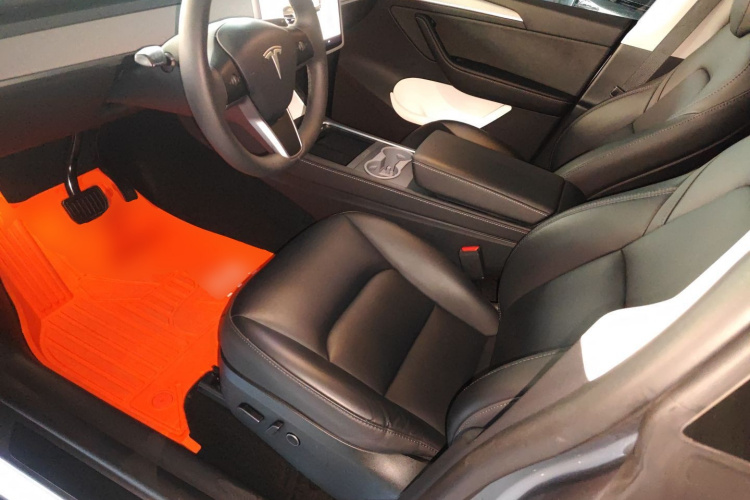 特斯拉 Model Y 2024款 长续航全轮驱动版局部细节19