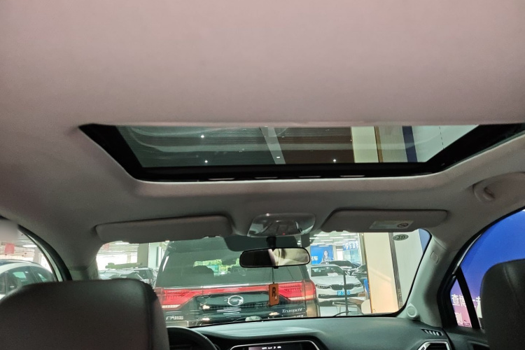 广汽传祺 传祺GS4 2017款 235T 自动两驱豪华智联版局部细节22