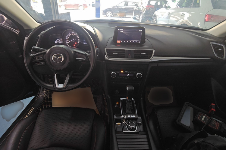 马自达3 昂克赛拉 2019款 云控版 三厢 1.5L 自动豪华型 国VI中控内饰7002