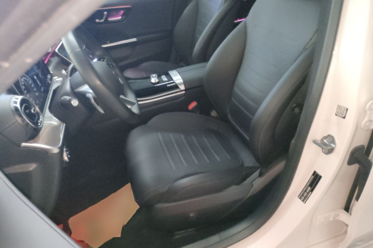 奔驰C级 2023款 改款 C 200 L 运动版中控内饰19