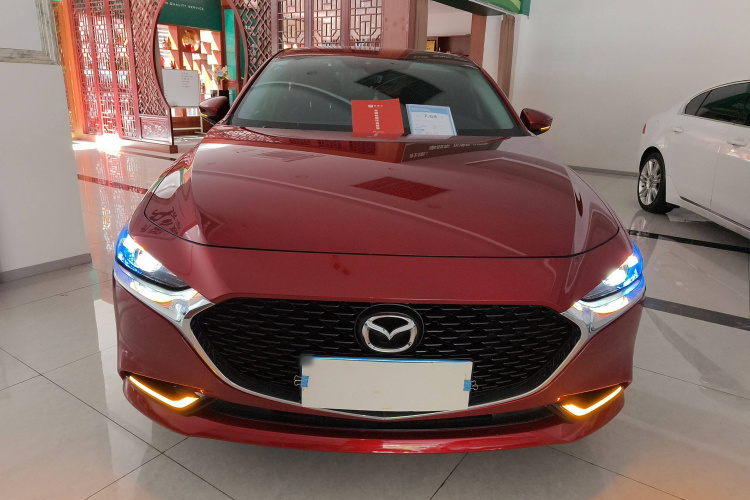 马自达3 昂克赛拉 2022款 2.0L 自动质擎版车身外观2
