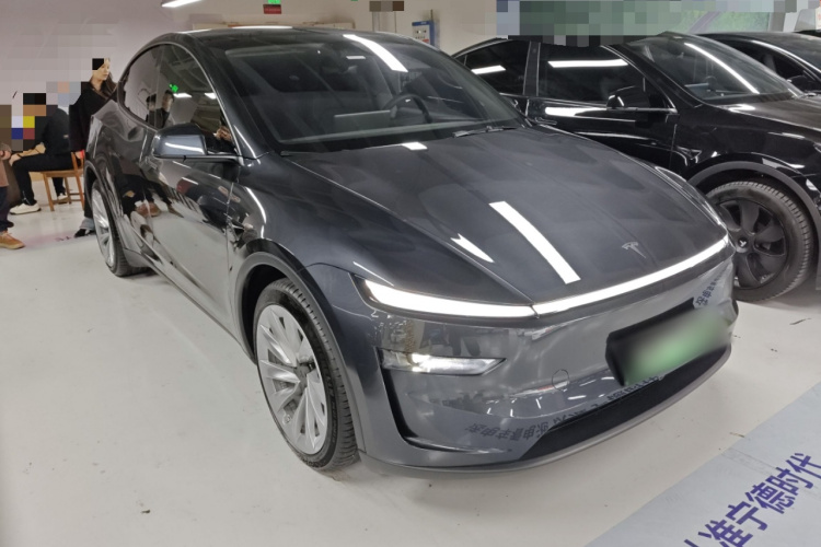 特斯拉 Model Y 2025款 长续航全轮驱动版车身外观6002