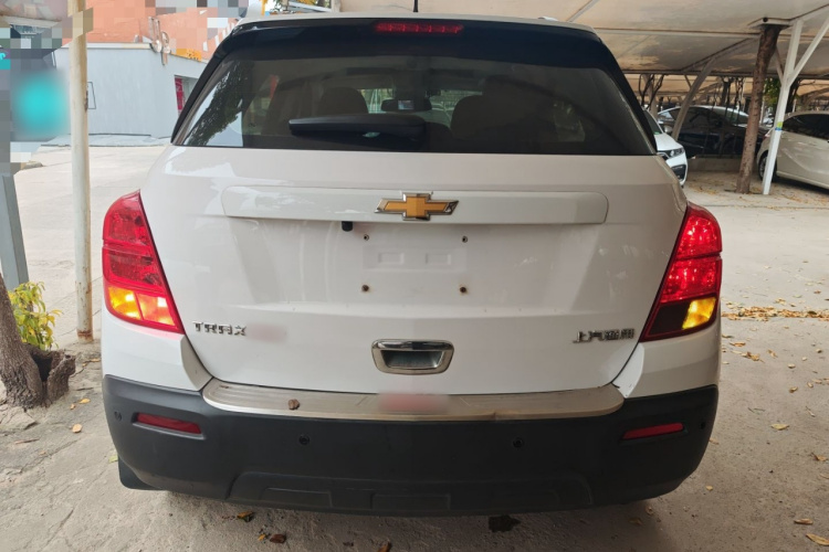 雪佛兰 创酷 2016款 1.4T 自动两驱舒适天窗版车身外观6