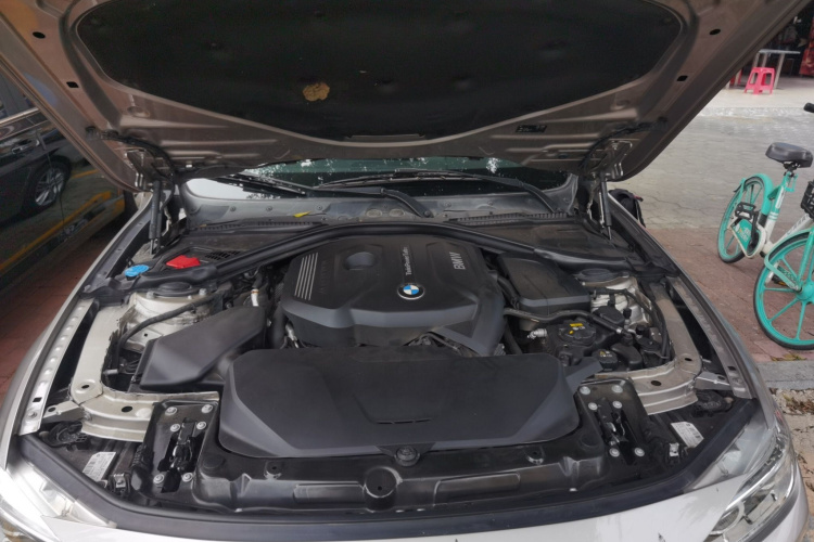 宝马3系 2017款 320Li 时尚型机舱底盘24