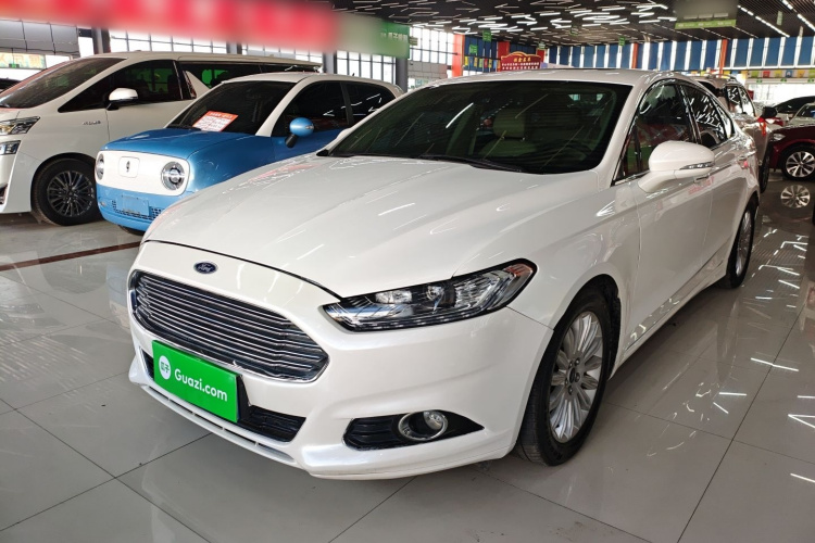 福特 蒙迪欧 2013款 2.0L GTDi200时尚型车身外观4