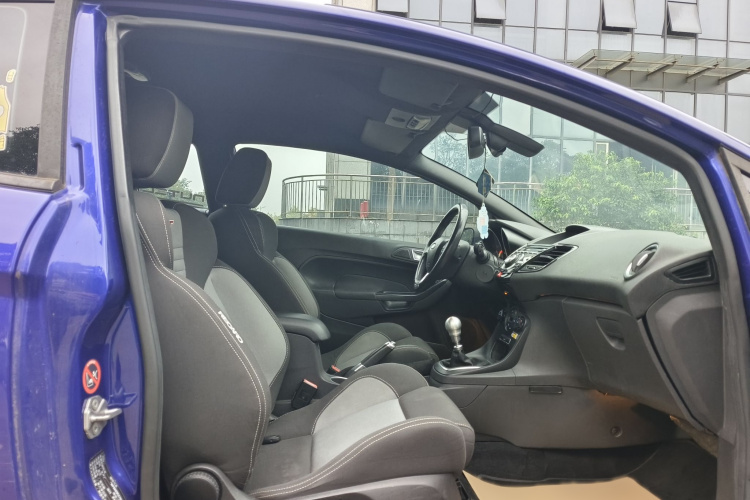 福特 嘉年华(进口) 2013款 1.6T ST中控内饰7009