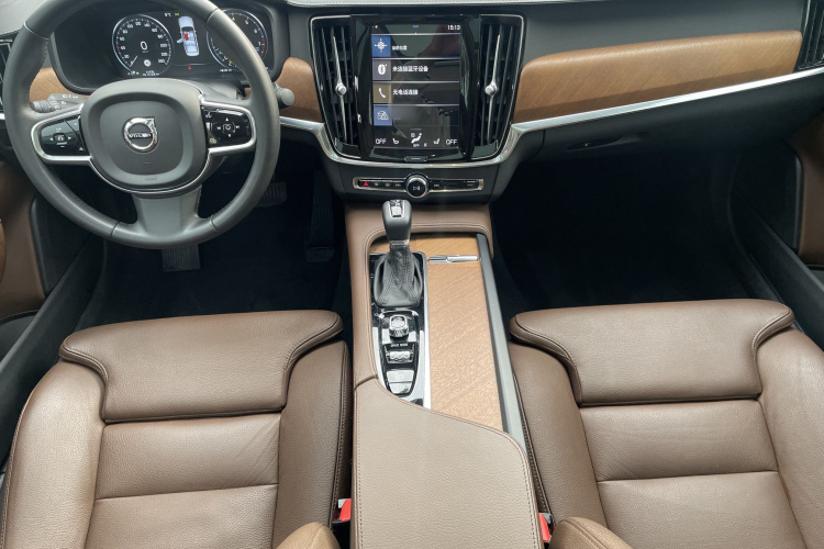 沃尔沃S90 2020款 改款 T5 智远豪华版中控内饰7003