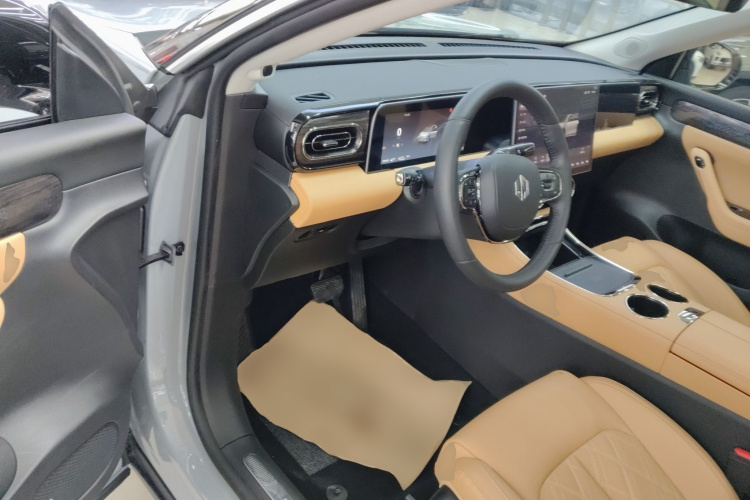 零跑汽车 零跑C11 2024款 增程 300尊享版中控内饰7003