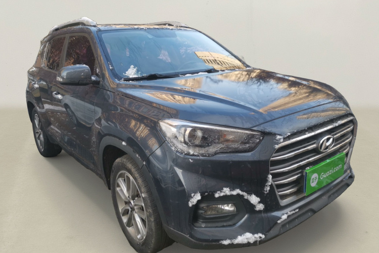 北京现代ix35 2018款 2.0L 自动两驱智勇·畅享版车身外观3