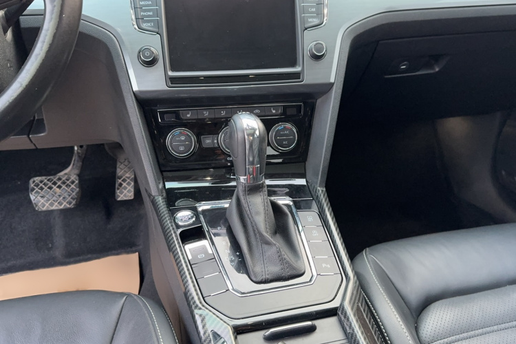 大众 凌渡 2017款 280TSI DSG豪华版中控内饰7004