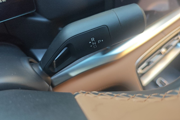 吉利银河 银河A7 2025款 EM-i 70km 豪享版局部细节18