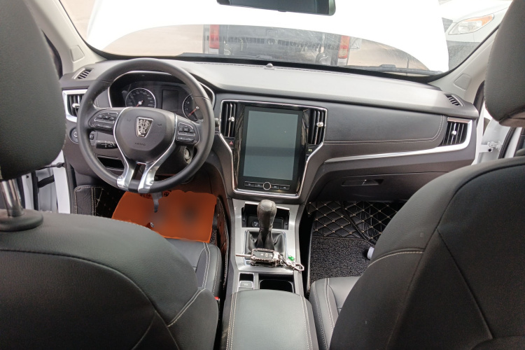 荣威RX5 2019款 20T 两驱手动4G互联铂金版中控内饰12