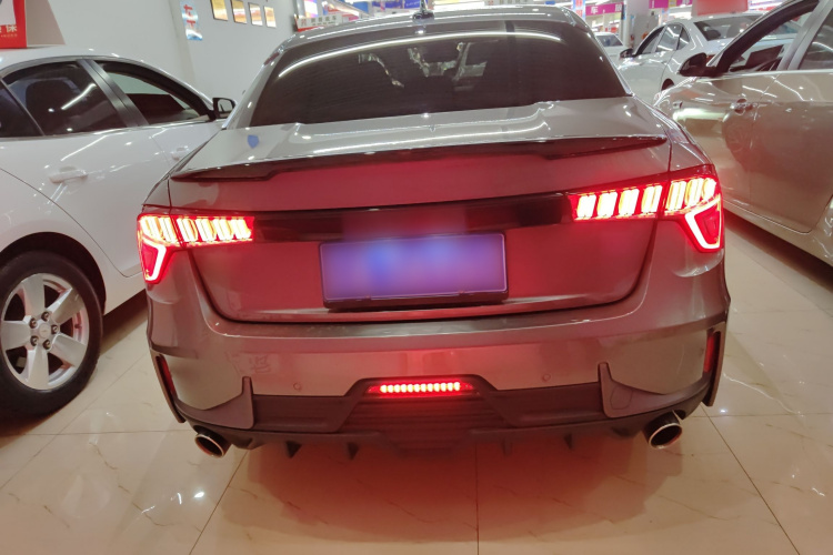 领克03 2022款 1.5TD DCT劲Pro车身外观6