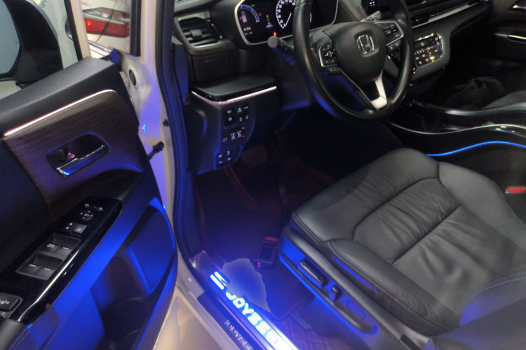 本田 奥德赛 2022款 2.0L e:HEV 锐·领享版中控内饰20