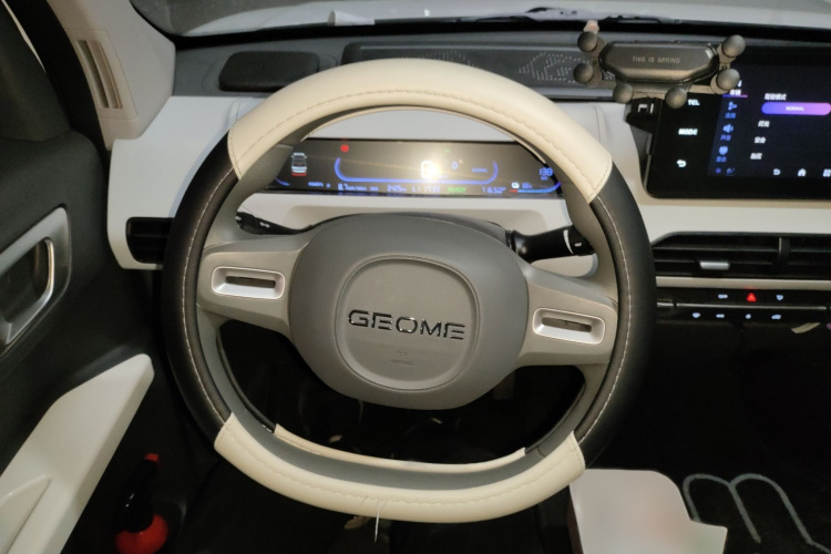 吉利银河 2024款 熊猫mini 200km 耐力熊局部细节13