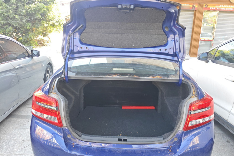 丰田 YARiS L 致享 2019款 1.5E CVT魅动版 国VI机舱底盘23