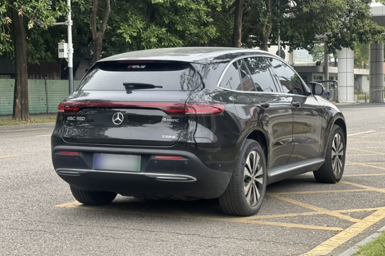奔驰EQC 2022款 EQC 350 4MATIC车身外观6002