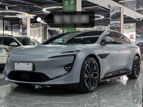 阿维塔12 2023款 650 三激光四驱性能版