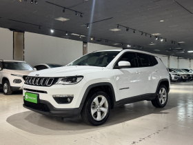 Jeep 指南者 2019款 220T 自动悦享版