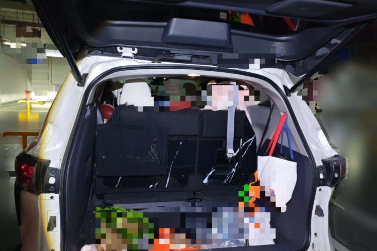 丰田 赛那SIENNA 2021款 2.5L混动 舒适版中控内饰23