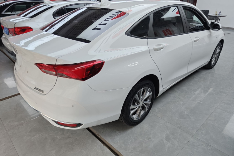 别克 威朗 2022款 Pro 533T 乐享版车身外观7