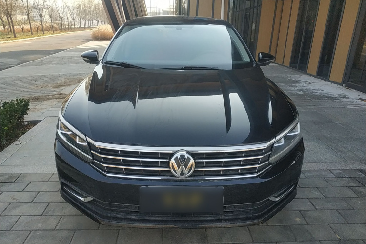 大众 帕萨特 2017款 330TSI DSG尊荣版车身外观2