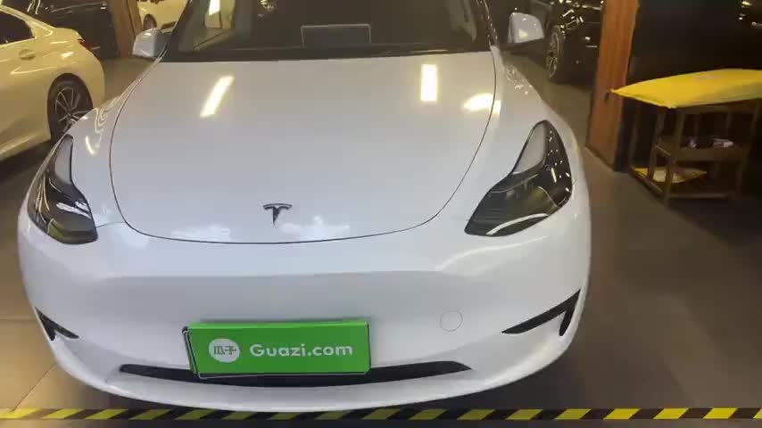 特斯拉 Model Y 2022款 后轮驱动版实拍1