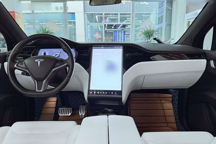 特斯拉 Model X 2019款 Performance 高性能版中控内饰7007