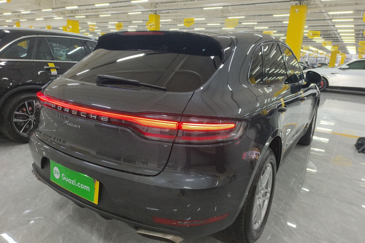 保时捷 2018款 Macan 2.0T车身外观6005