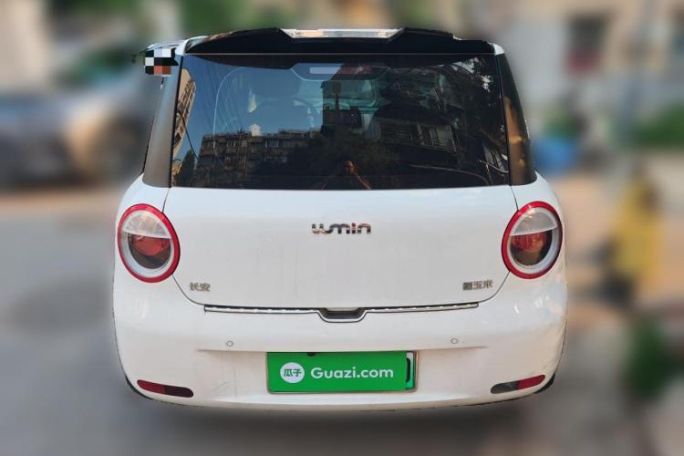 长安Lumin 2022款 301km 蜜甜款车身外观6004