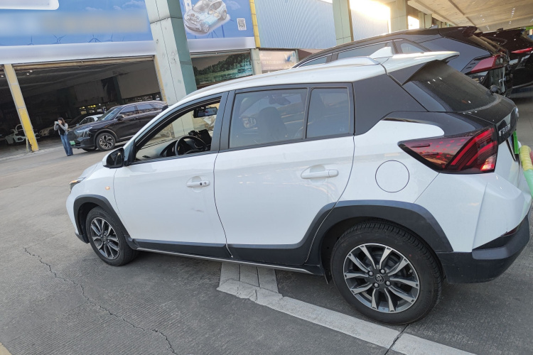 丰田 YARiS L 致炫 2020款 致炫X 1.5L CVT尊贵版车身外观4