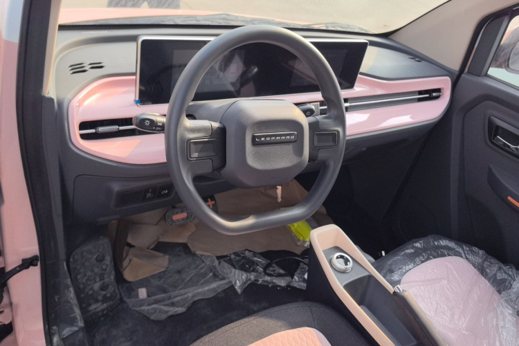 安徽猎豹 猎豹CS01 EV 2024款 实用型中控内饰7003